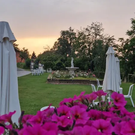 مزرعة للإقامة Lalunanera