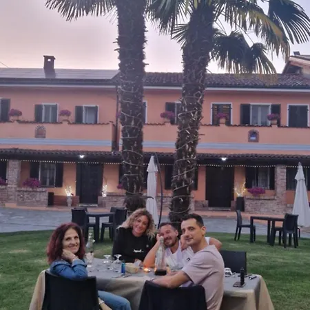 Alojamento de Turismo Rural Lalunanera Cortazzone